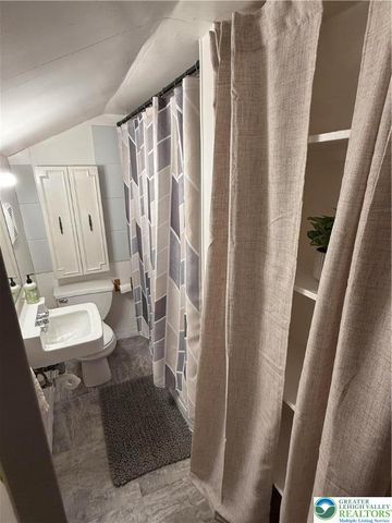 1907 Willow Park Road B, Bethlehem Twp, PA 18020