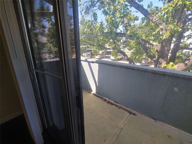 9700 Leawood Boulevard 408, Houston, TX 77099