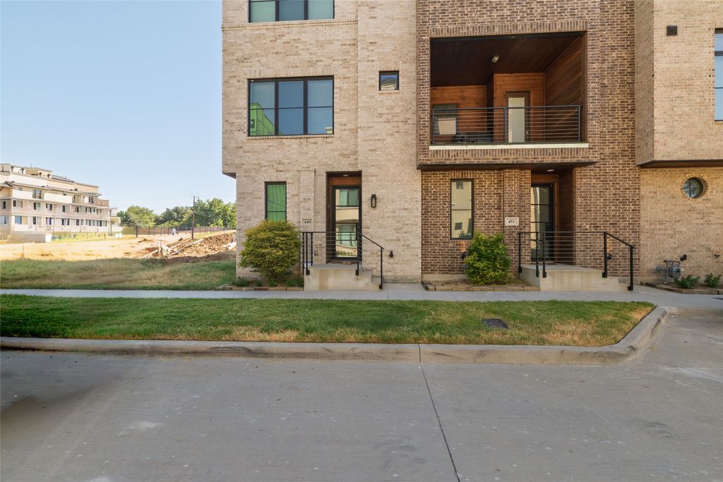 449 S Rayner Street, Fort Worth, TX 76111 — photo 5