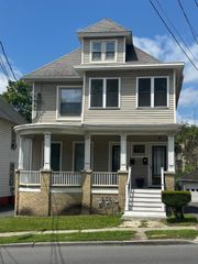 24 Innis Avenue 1, Poughkeepsie, NY 12601