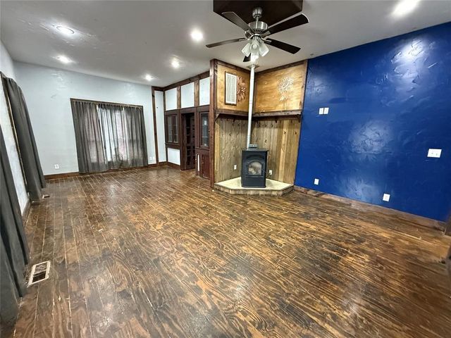 312 E 7th Street, Paden, OK 74860