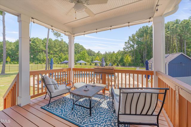292 S Parliament Way, Clayton, NC 27520