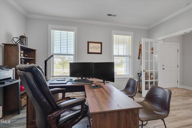 292 S Parliament Way, Clayton, NC 27520