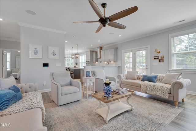 292 S Parliament Way, Clayton, NC 27520