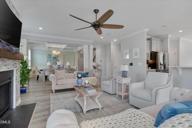 292 S Parliament Way, Clayton, NC 27520