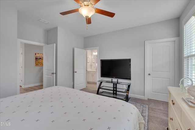 292 S Parliament Way, Clayton, NC 27520