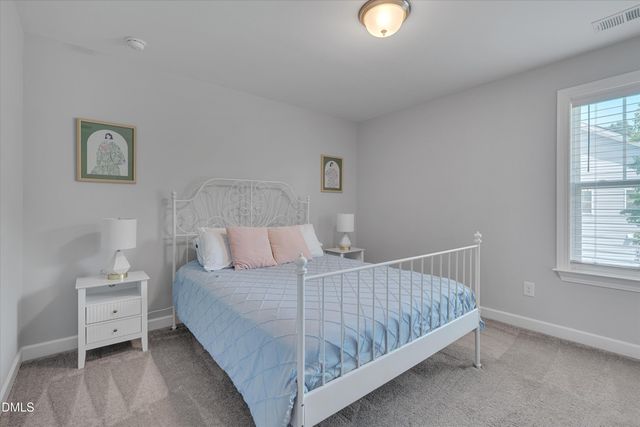 292 S Parliament Way, Clayton, NC 27520