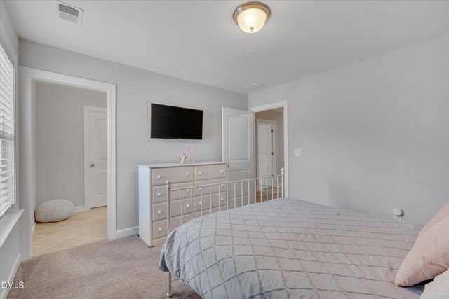 292 S Parliament Way, Clayton, NC 27520