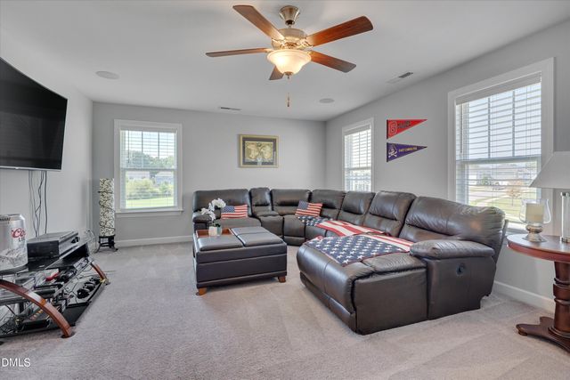 292 S Parliament Way, Clayton, NC 27520
