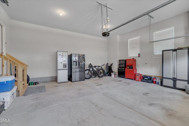 292 S Parliament Way, Clayton, NC 27520