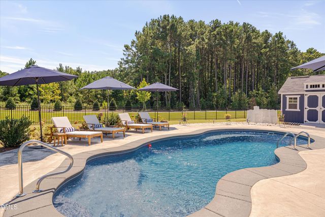 292 S Parliament Way, Clayton, NC 27520