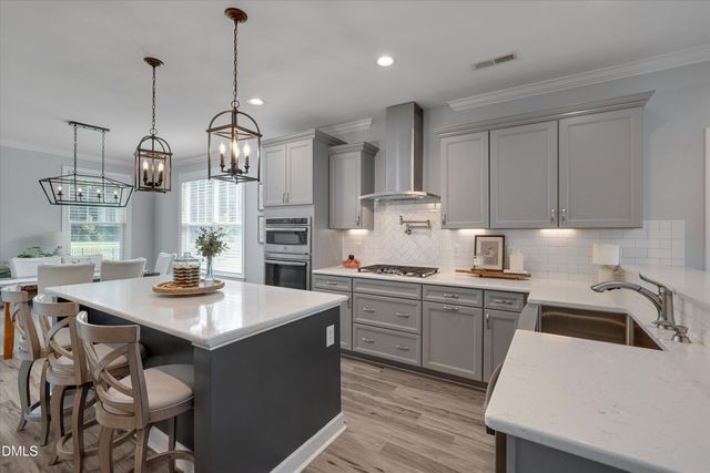 292 S Parliament Way, Clayton, NC 27520