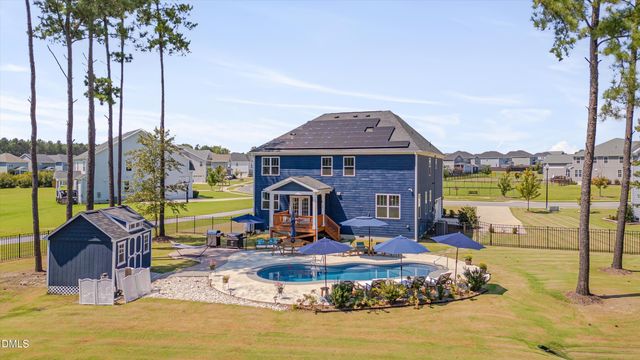 292 S Parliament Way, Clayton, NC 27520
