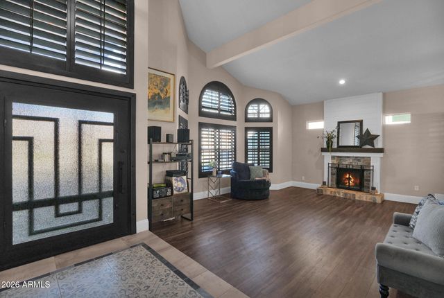 1519 W DEVON Drive, Gilbert, AZ 85233