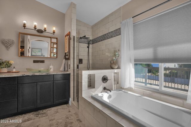 1519 W DEVON Drive, Gilbert, AZ 85233