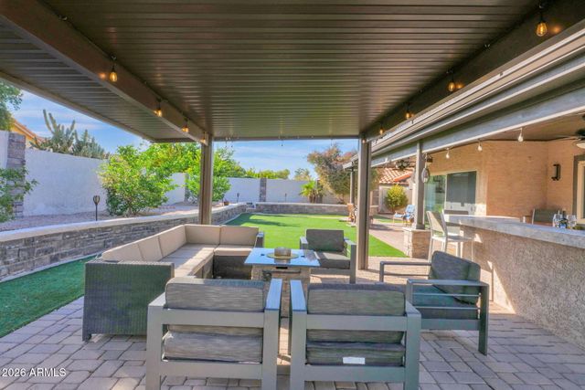 1519 W DEVON Drive, Gilbert, AZ 85233