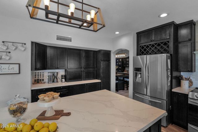 1519 W DEVON Drive, Gilbert, AZ 85233