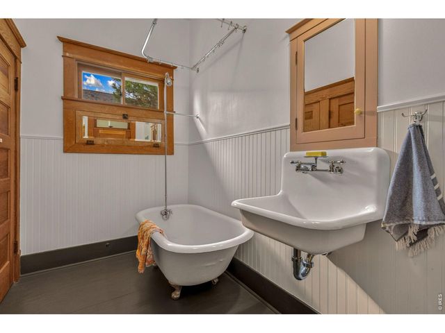 4301 Main St, Timnath, CO 80547