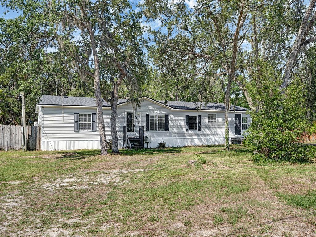 12845 CASA BIANCA AVENUE, New Port Richey, FL 34654