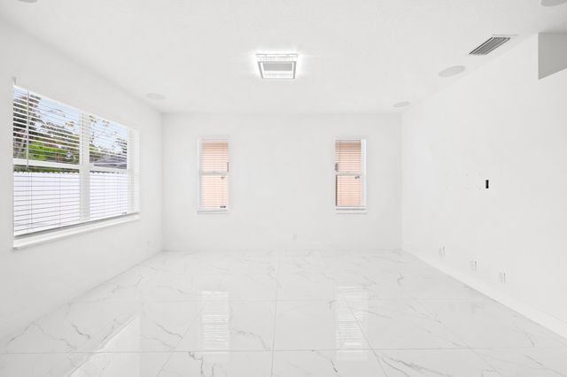 1209 Olympic Circle, Greenacres, FL 33413