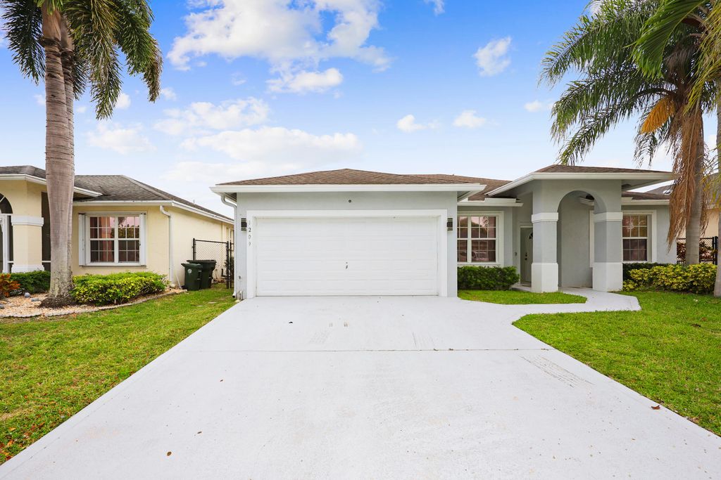 1209 Olympic Circle, Greenacres, FL 33413