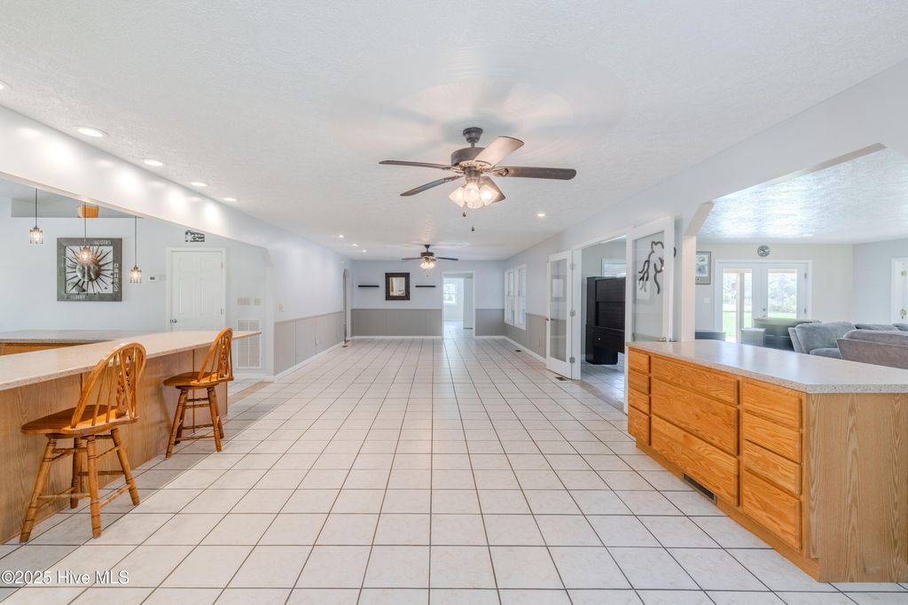 Image 44 of property listing at 161 Howard Lane, Swansboro, NC 28584