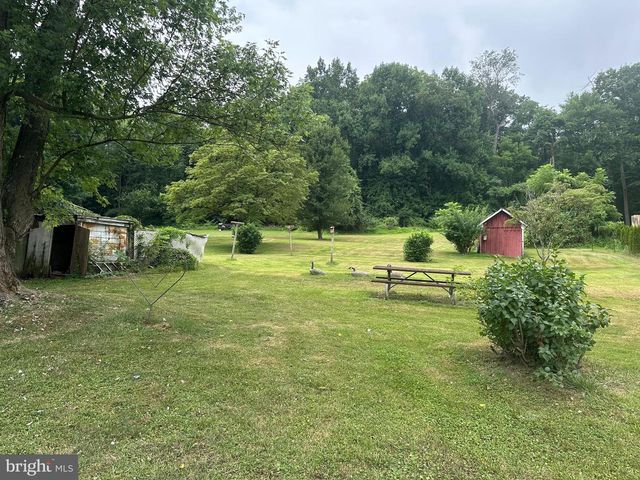 18604 YORK RD, Parkton, MD 21120