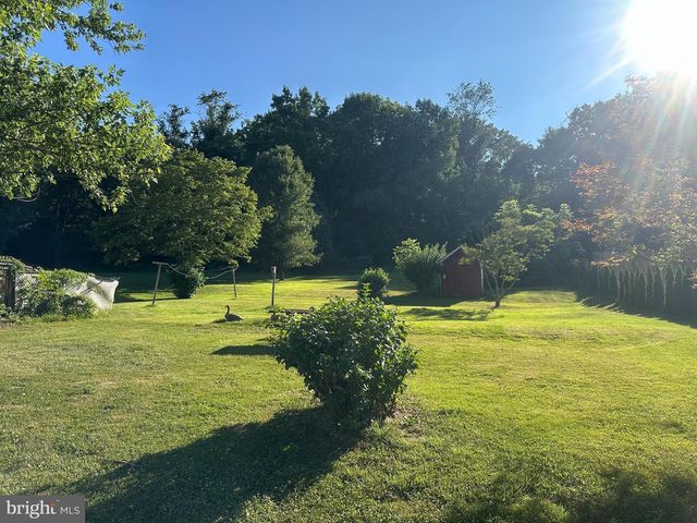 18604 YORK RD, Parkton, MD 21120