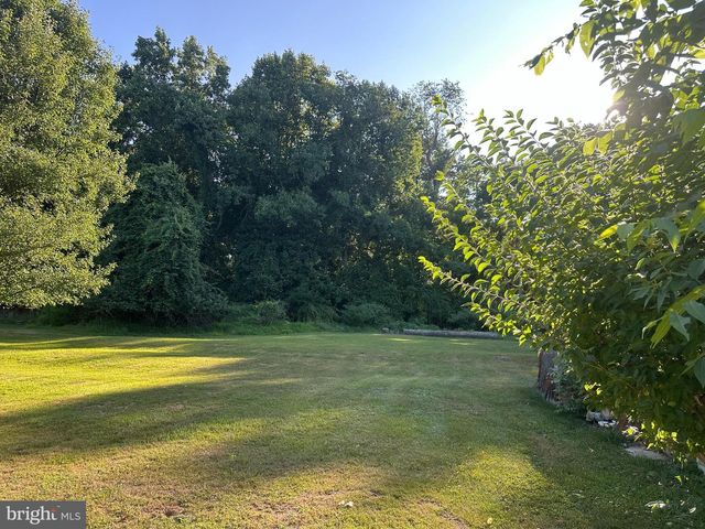 18604 YORK RD, Parkton, MD 21120