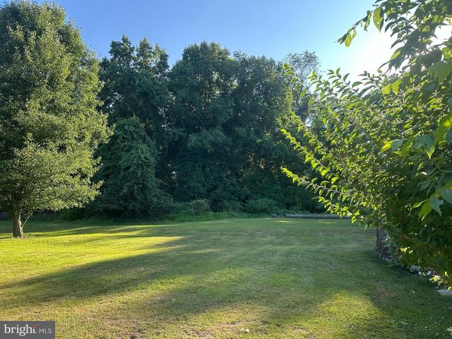18604 YORK RD, Parkton, MD 21120