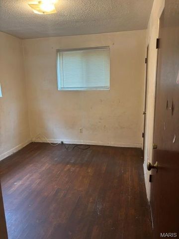 3975 Page Boulevard, St Louis, MO 63113