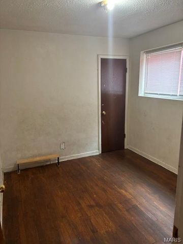 3975 Page Boulevard, St Louis, MO 63113