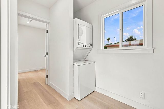 1205 Cole Avenue, Hollywood, CA 90038