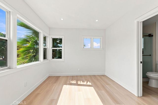 1205 Cole Avenue, Hollywood, CA 90038
