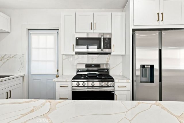 1205 Cole Avenue, Hollywood, CA 90038