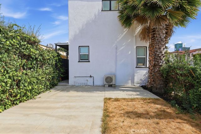 1205 Cole Avenue, Hollywood, CA 90038