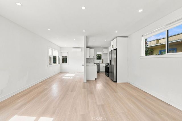 1205 Cole Avenue, Hollywood, CA 90038