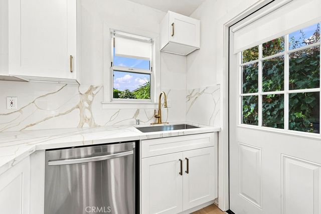 1205 Cole Avenue, Hollywood, CA 90038