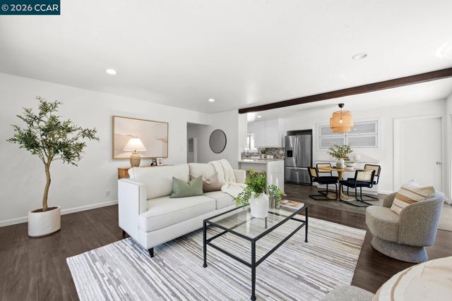 4112 Churchill Dr, Concord, CA 94521