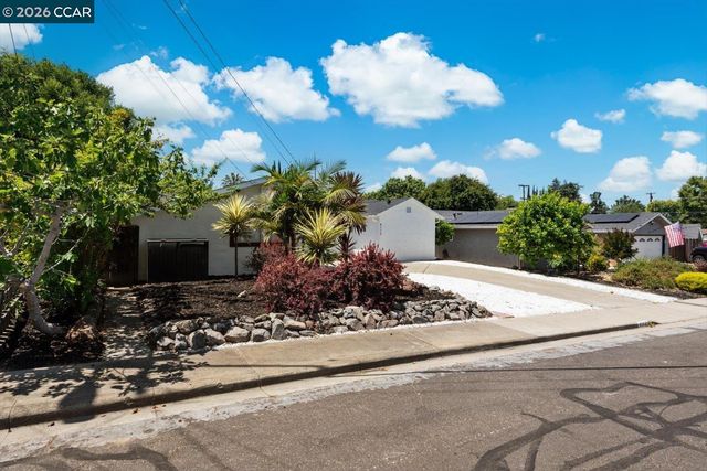 4112 Churchill Dr, Concord, CA 94521
