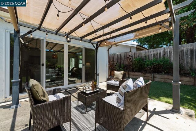 4112 Churchill Dr, Concord, CA 94521