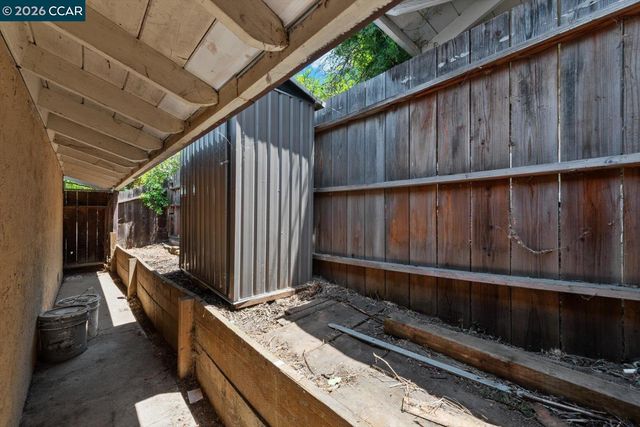4112 Churchill Dr, Concord, CA 94521