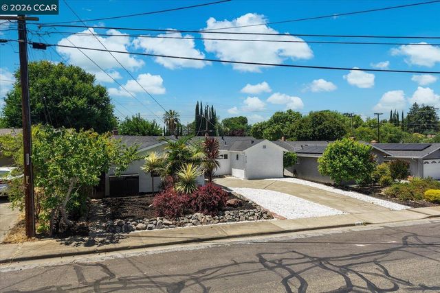 4112 Churchill Dr, Concord, CA 94521