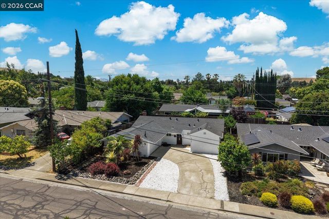 4112 Churchill Dr, Concord, CA 94521