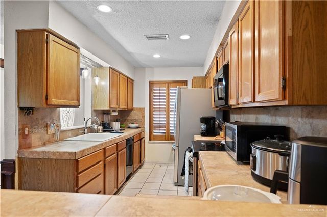 4010 Carnation Circle, Mcallen, TX 78501