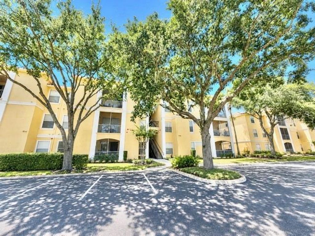 1408 LAKE SHADOW CIRCLE 1308, Maitland, FL 32751