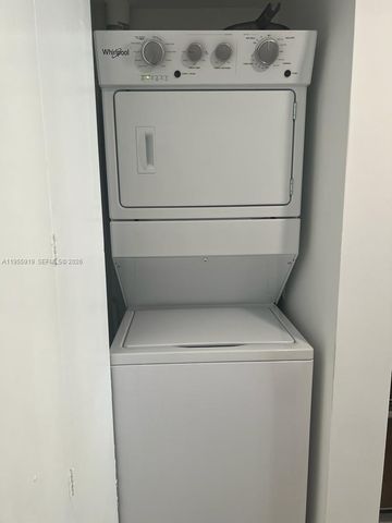 495 Brickell Ave 3208, Miami, FL 33131