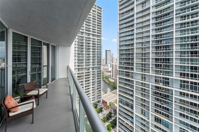 495 Brickell Ave 3208, Miami, FL 33131