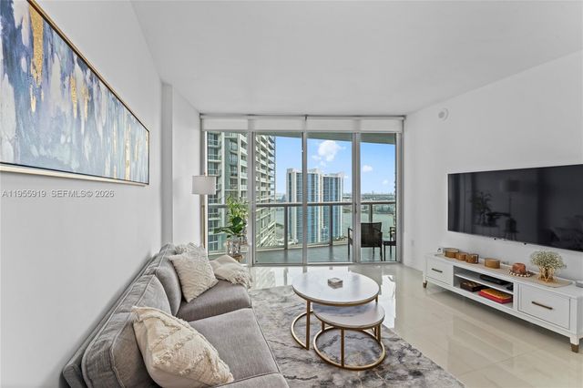 495 Brickell Ave 3208, Miami, FL 33131