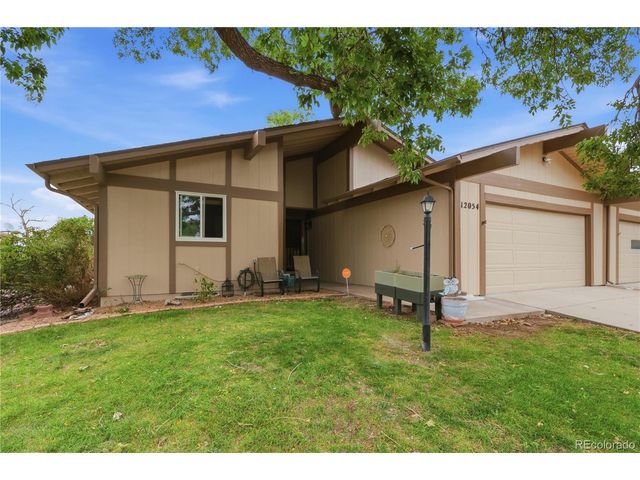 12054 E Maple Ave, Aurora, CO 80012